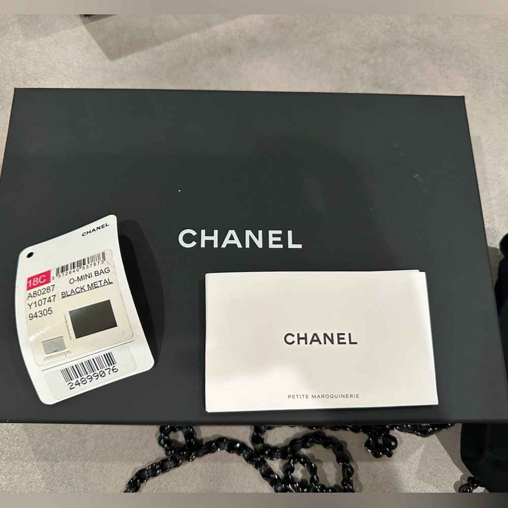 Chanel Wallet on Chain Black Lambskin Quilted Boy Bag with black hardware - Picture 2 of 7